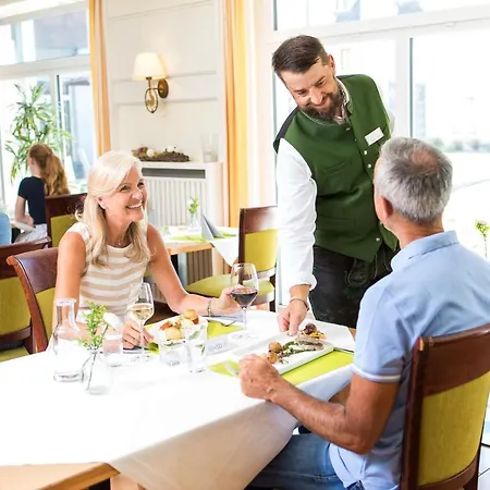 Optimamed Gesundheitsresort Oberzeiring Hotel