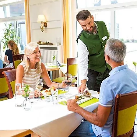 Gesundheits-&wellness Hotel *