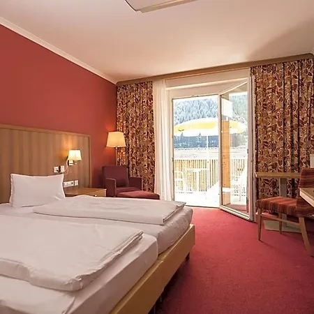 Gesundheits-&wellness Hotel *